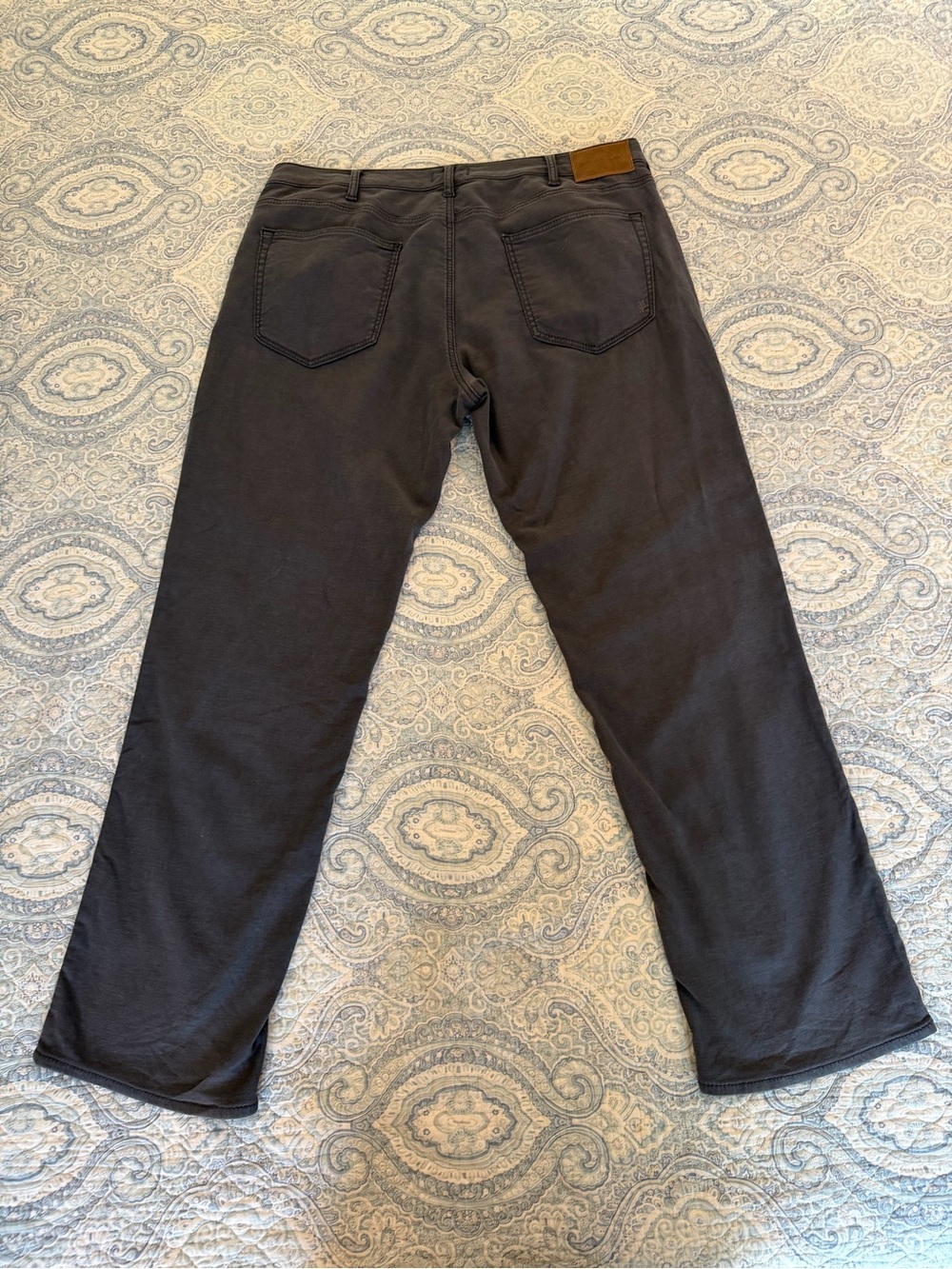 Silver Jeans Co Grayson Straight Leg 38x32 Gray Stretch Denim - Picture 2 of 7
